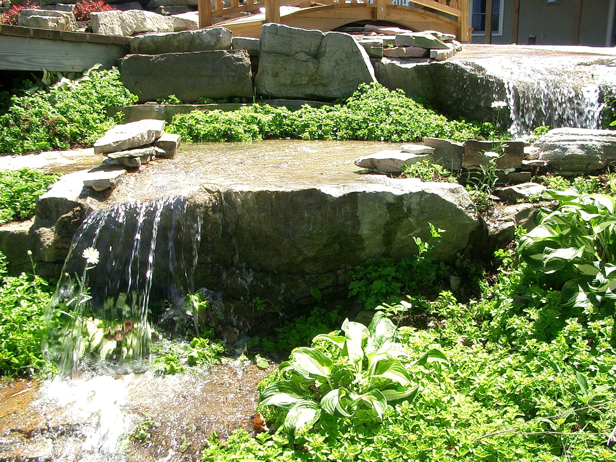 natural-flowing-waterfall